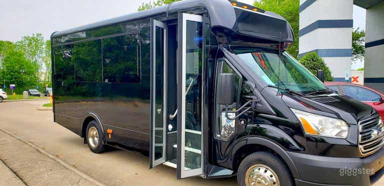  Honky Tonk Highwayman 