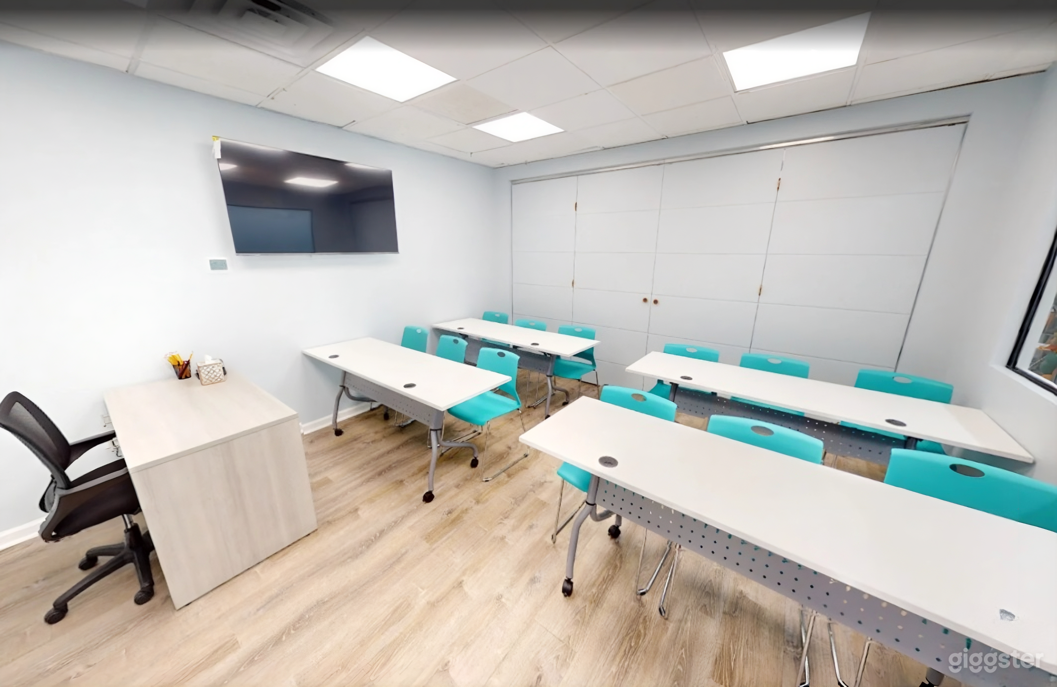 Classroom for Training, Workshops, Meetings & Education Photo 2
