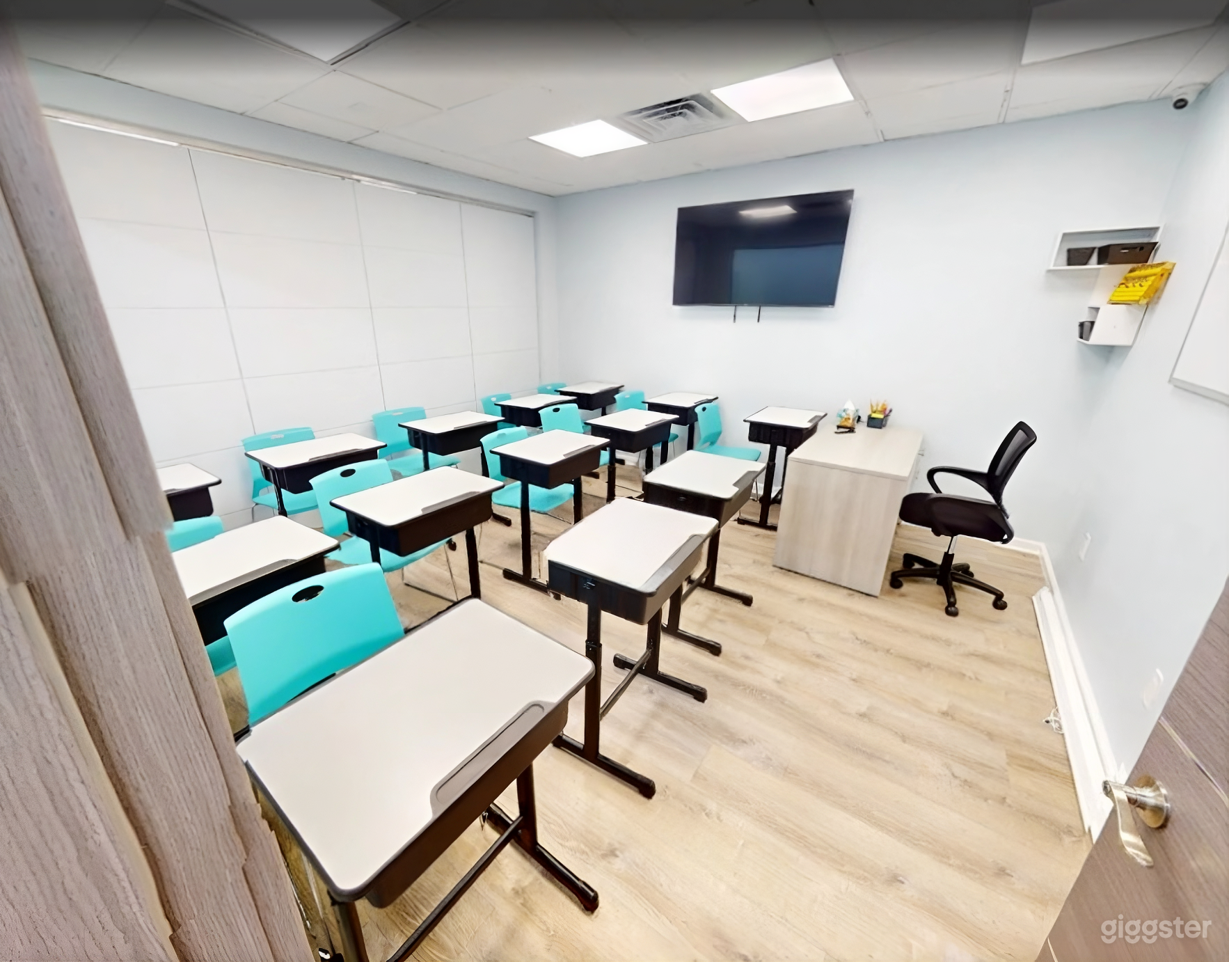 Classroom for Training, Workshops, Meetings & Education Photo 1
