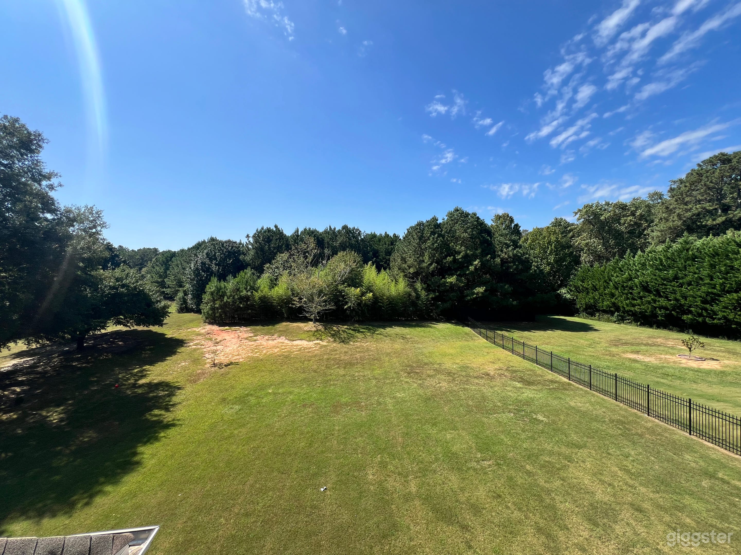 Spacious Backyard Oasis for Events & Gatherings Photo 1
