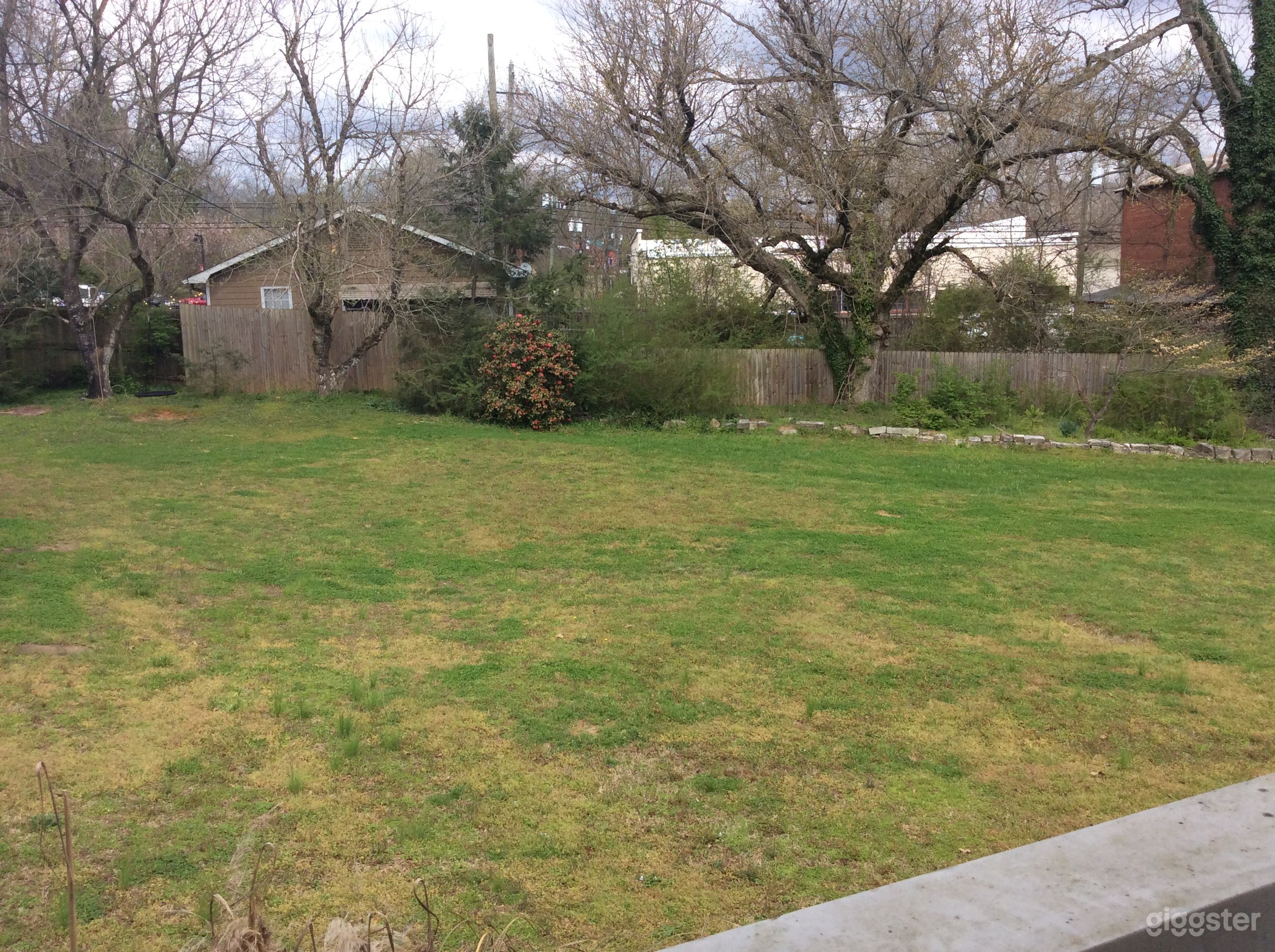 1880 Dutch Colonial previously used for weddings Photo 2