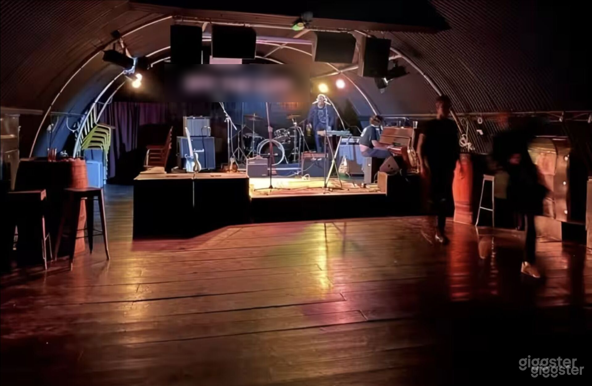 Distinctive Live Music Venue Under The Arches Photo 1