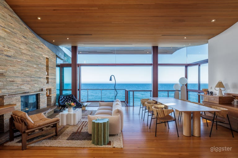  MALIBU COVE MAJESTY: COASTAL CINEMA 