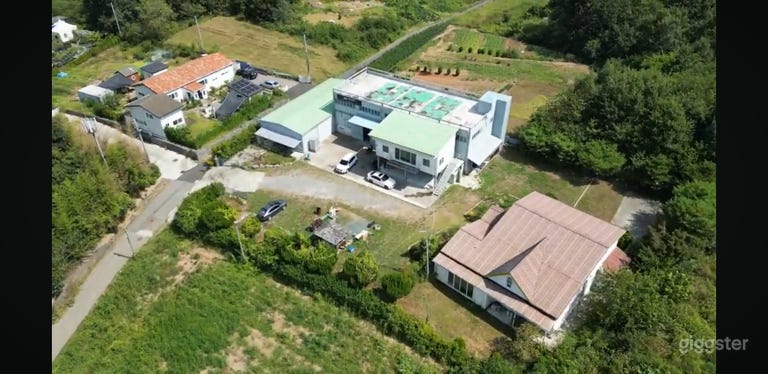  군산의 스포츠 시설이 갖춰진 대형 연금 