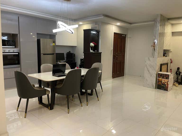  Residencia cálida, moderna, de espacio abierto y contemporánea 