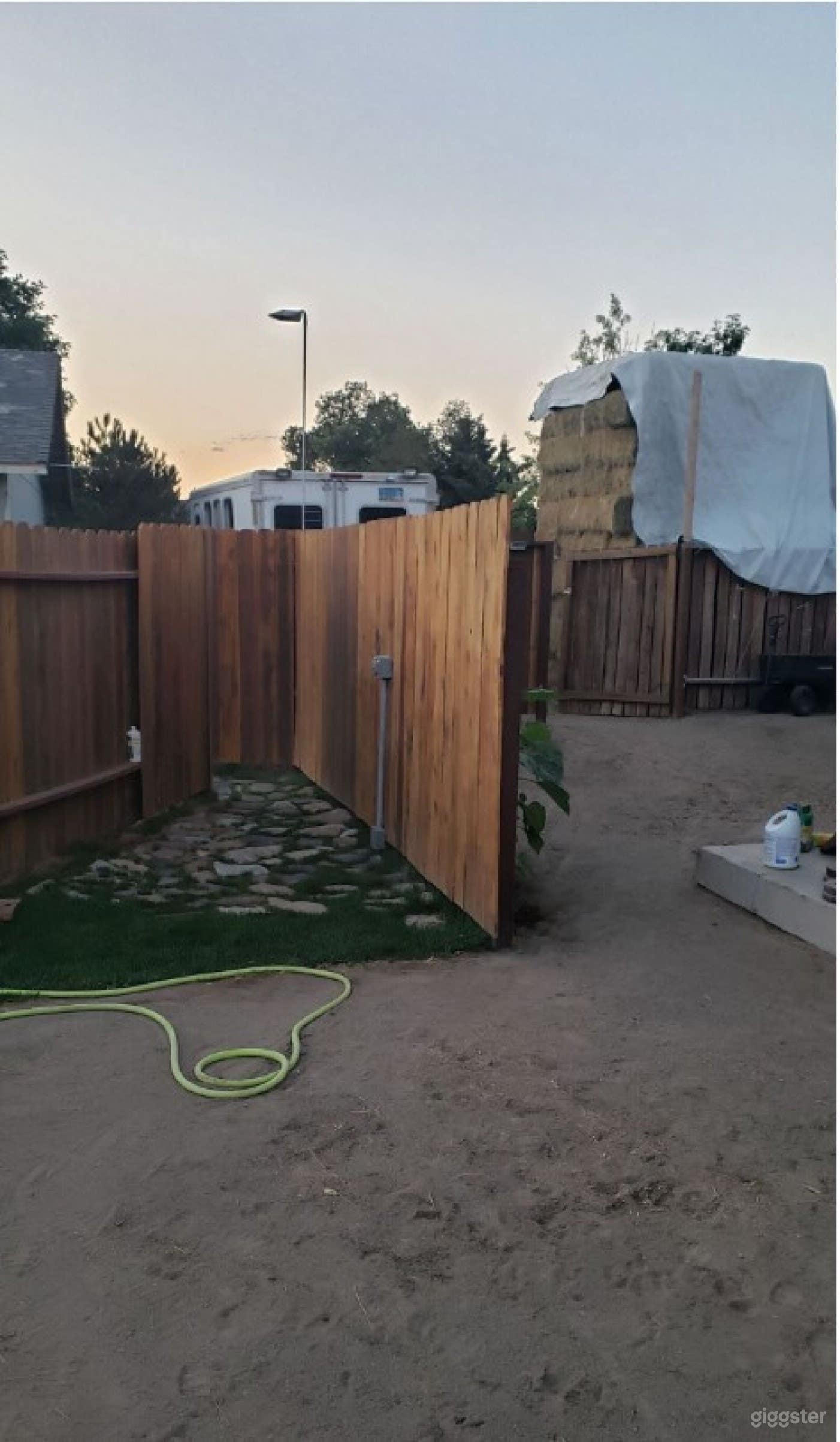 Rustic Charm Outdoor Photo 3