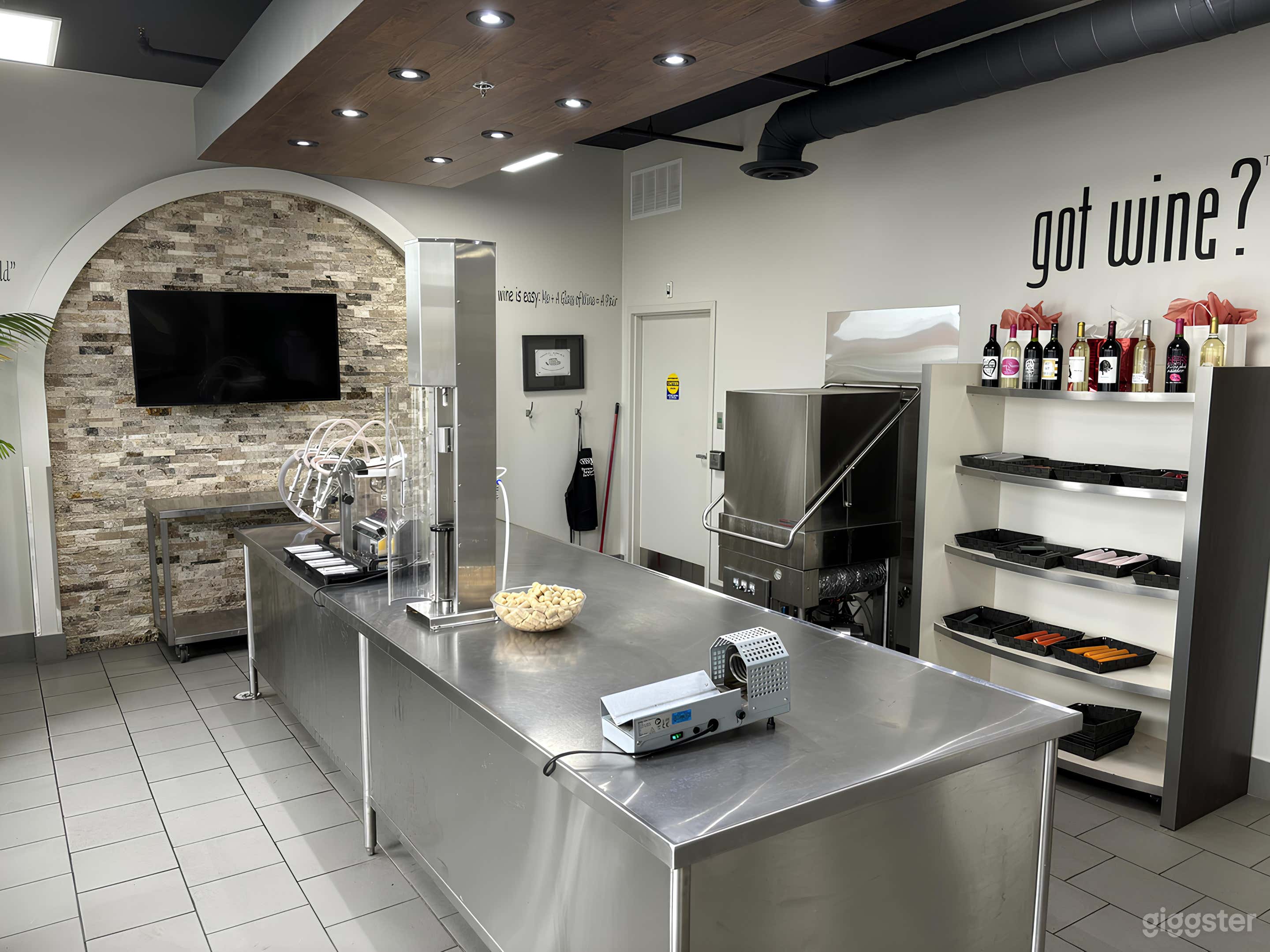 Store front: wine making store Photo 1