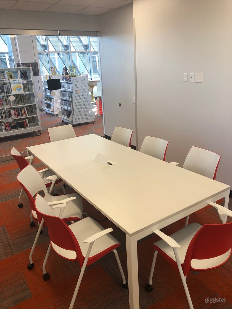  Library Study room for 7-10 people in River Center Branch 