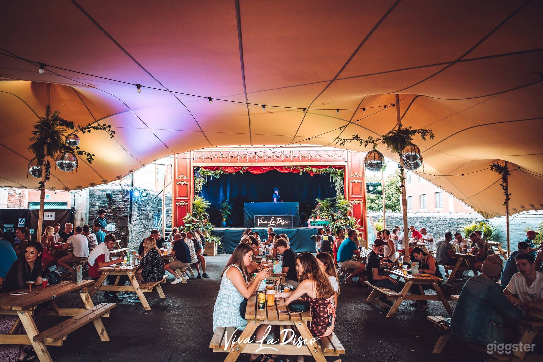 Unique Beer Garden in Bristol Photo 4