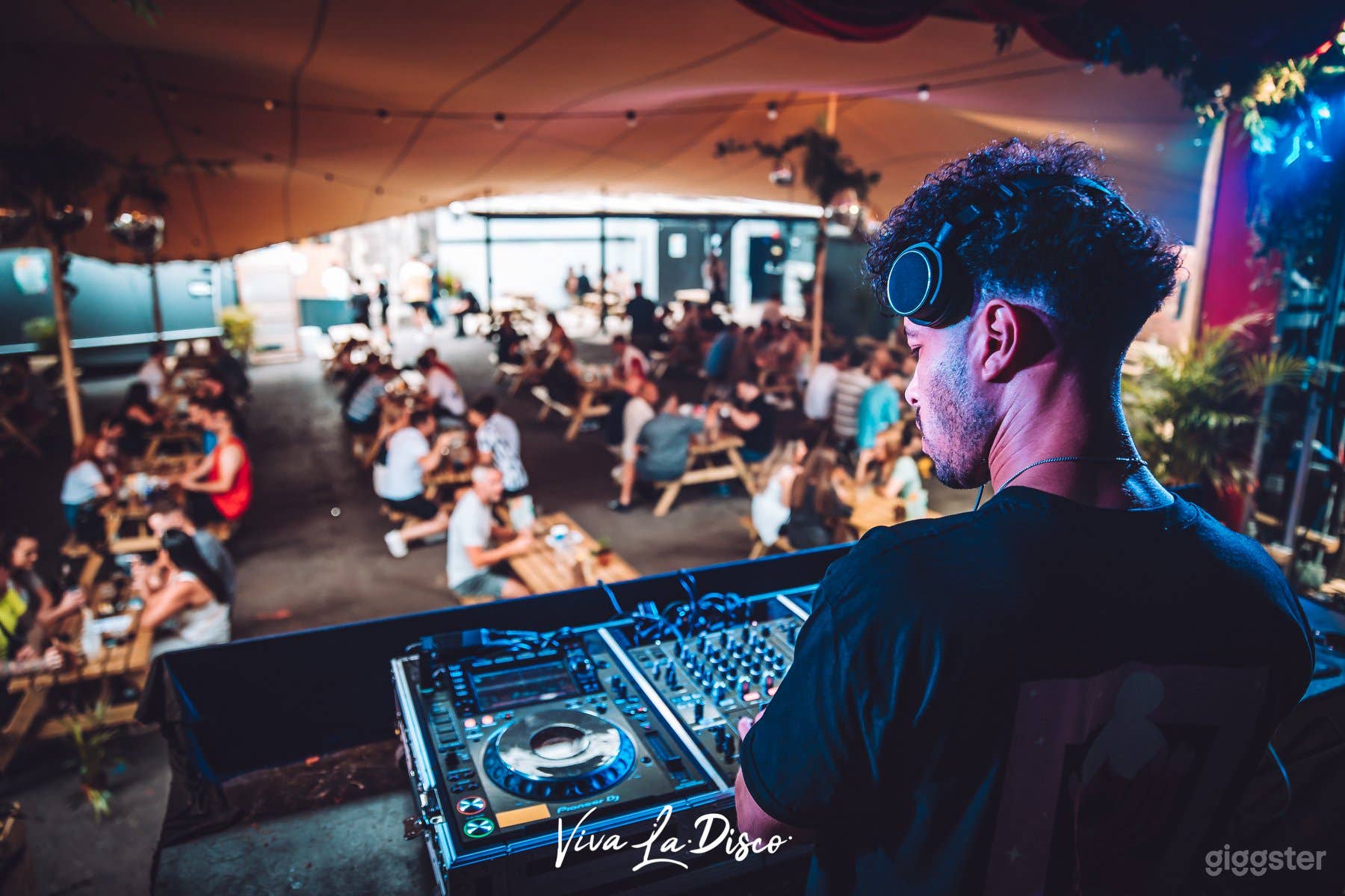 Unique Beer Garden in Bristol Photo 3