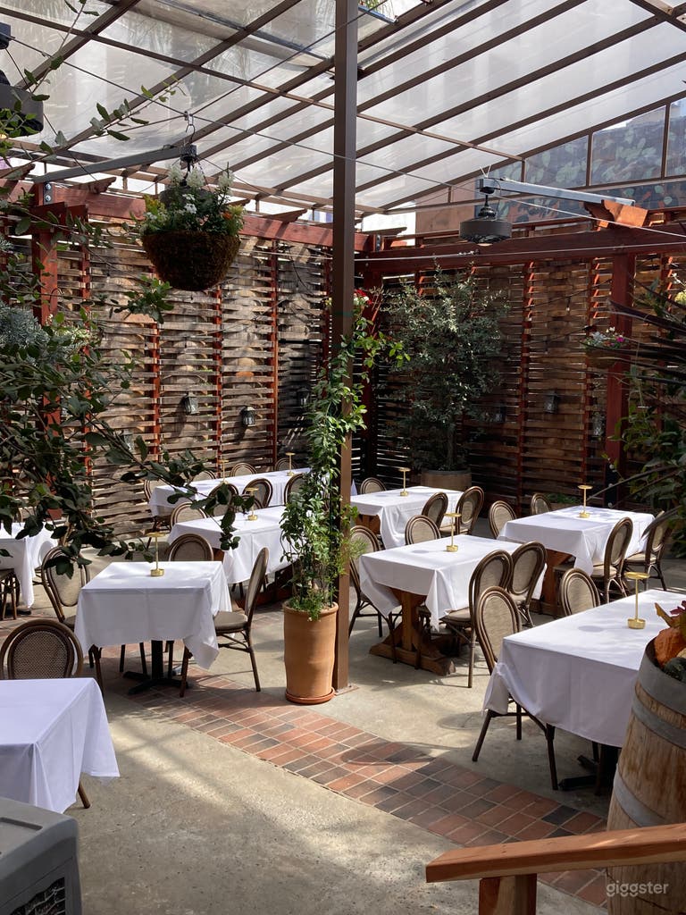  L.A. Urban Meets Italian Villa (Entire Venue) 