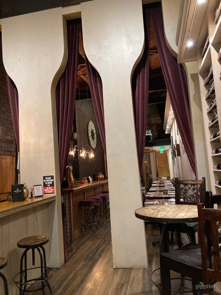  L.A. Urban Meets Italian Villa (Entire Venue) 