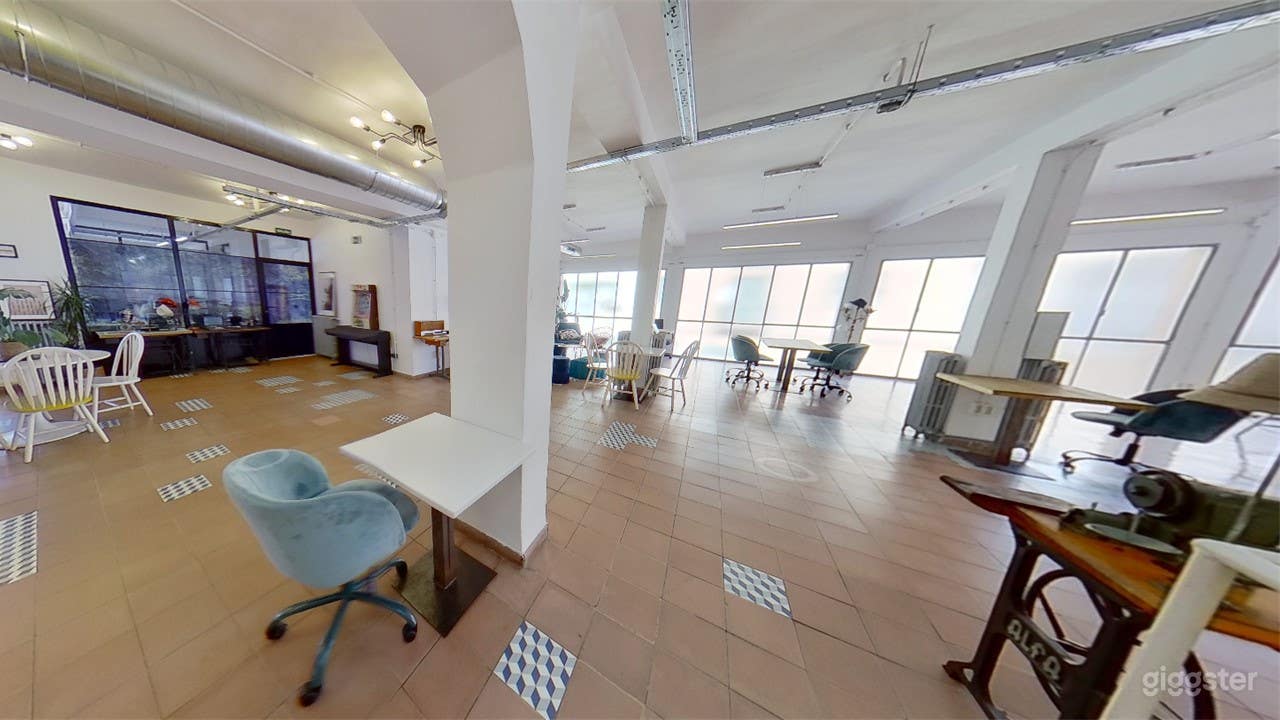 Amplia sala perfecta para todo tipo de eventos Photo 3