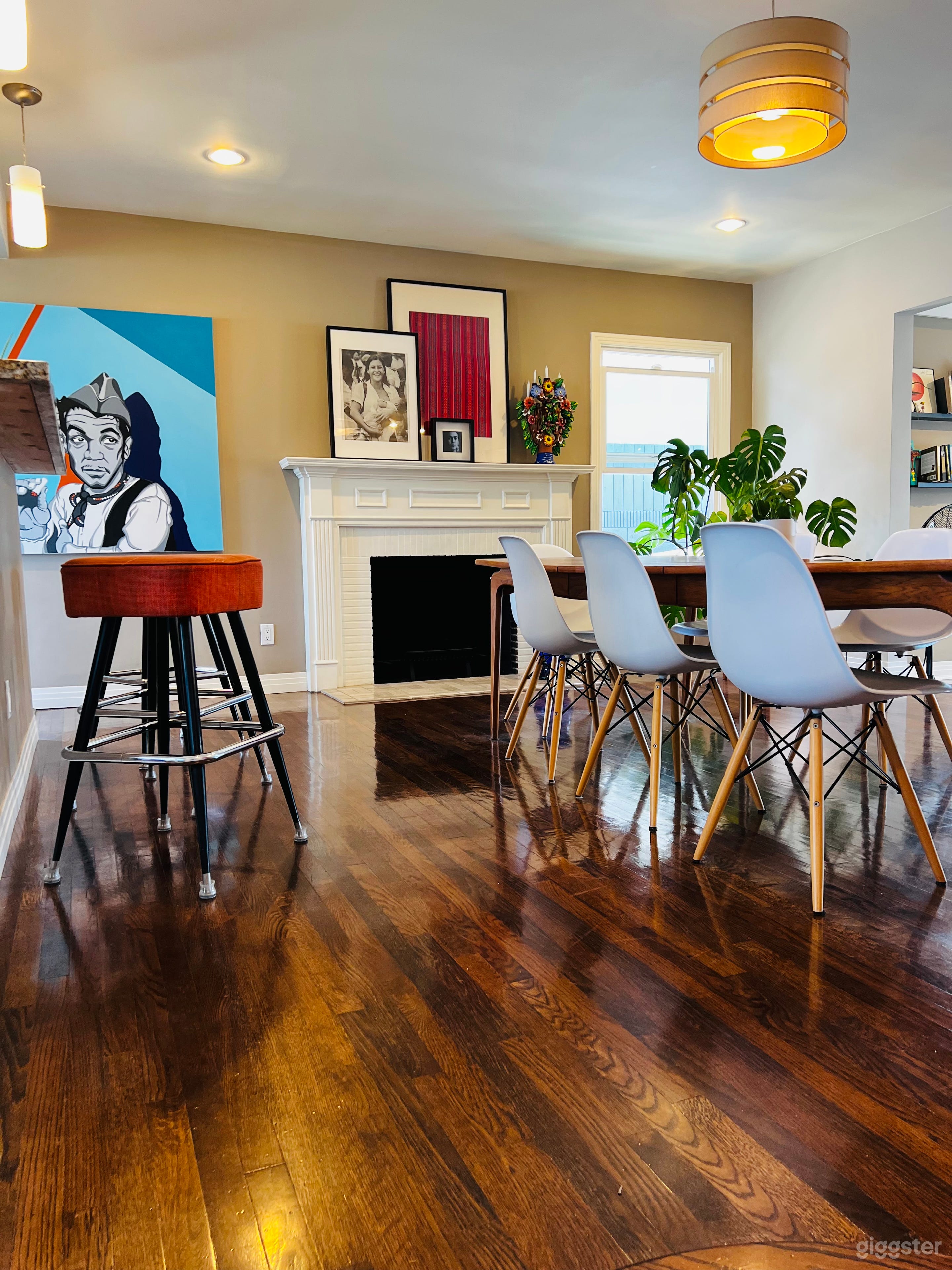 Mid Century Palm Springs in the LBC Photo 4