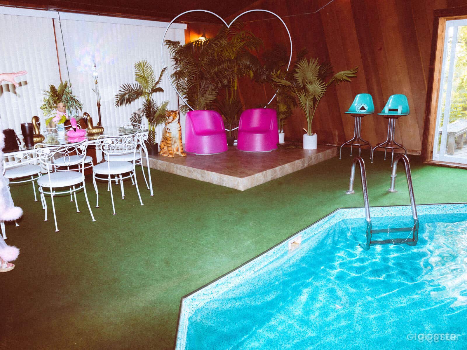 The Ultimate Poolside Retreat Photo 2