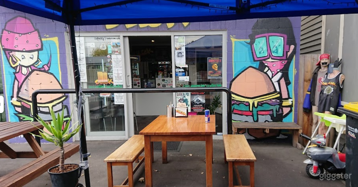 Graffiti Inspired Pub Photo 4