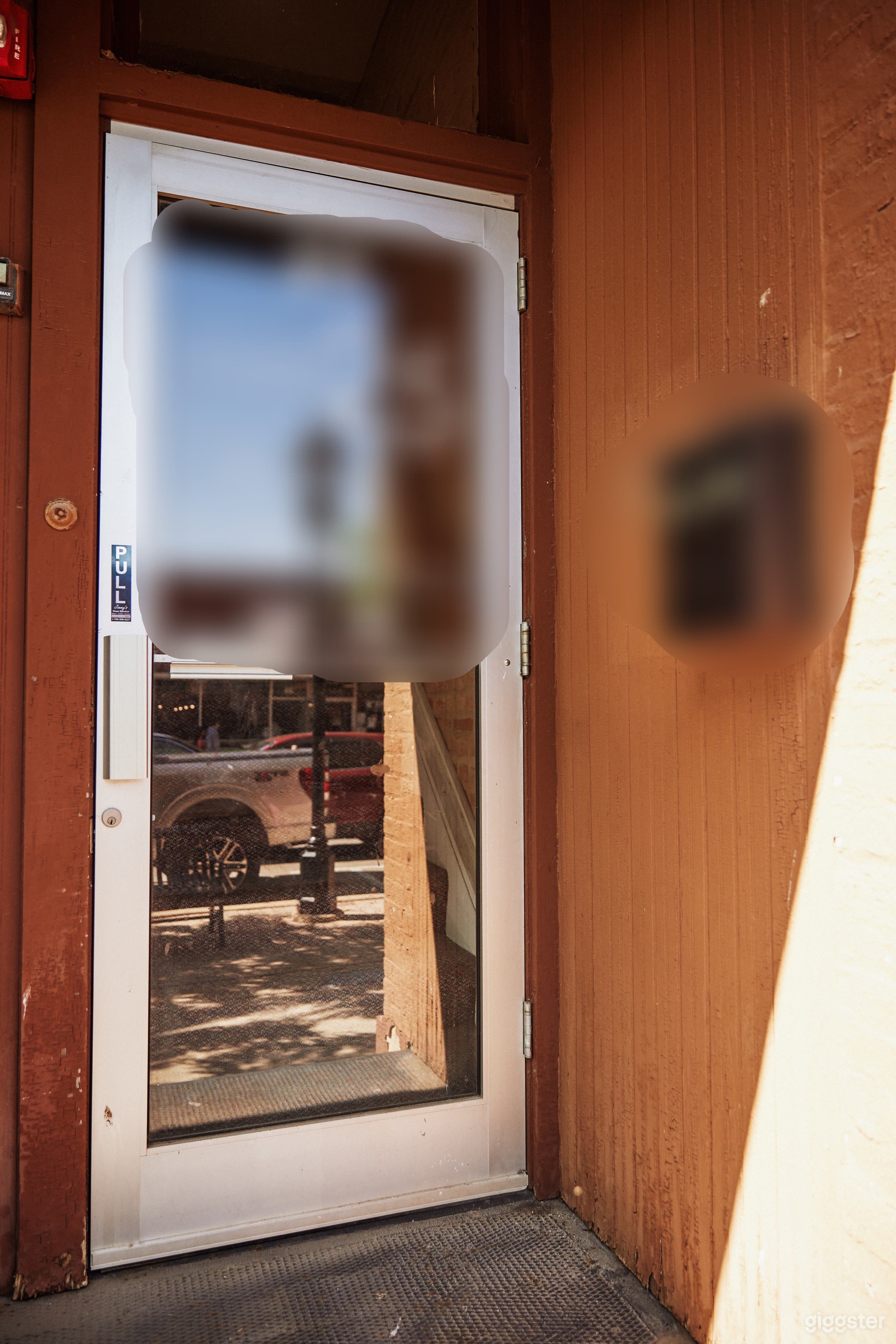 Picturesque Patio Photo 3