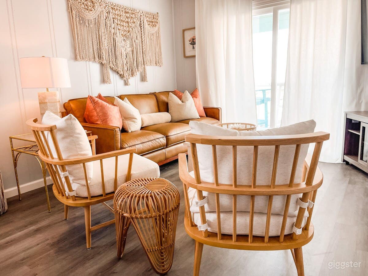 Oceanfront BOHO One of a Kind Fully Renovated Cottage / Beachfront Pool / Spa Bathrooms Photo 4