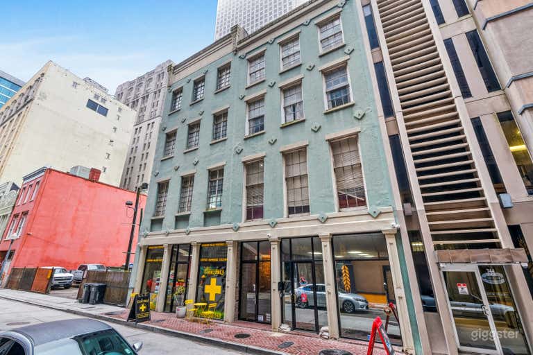  New Orleans Upscale Classy Condo! 