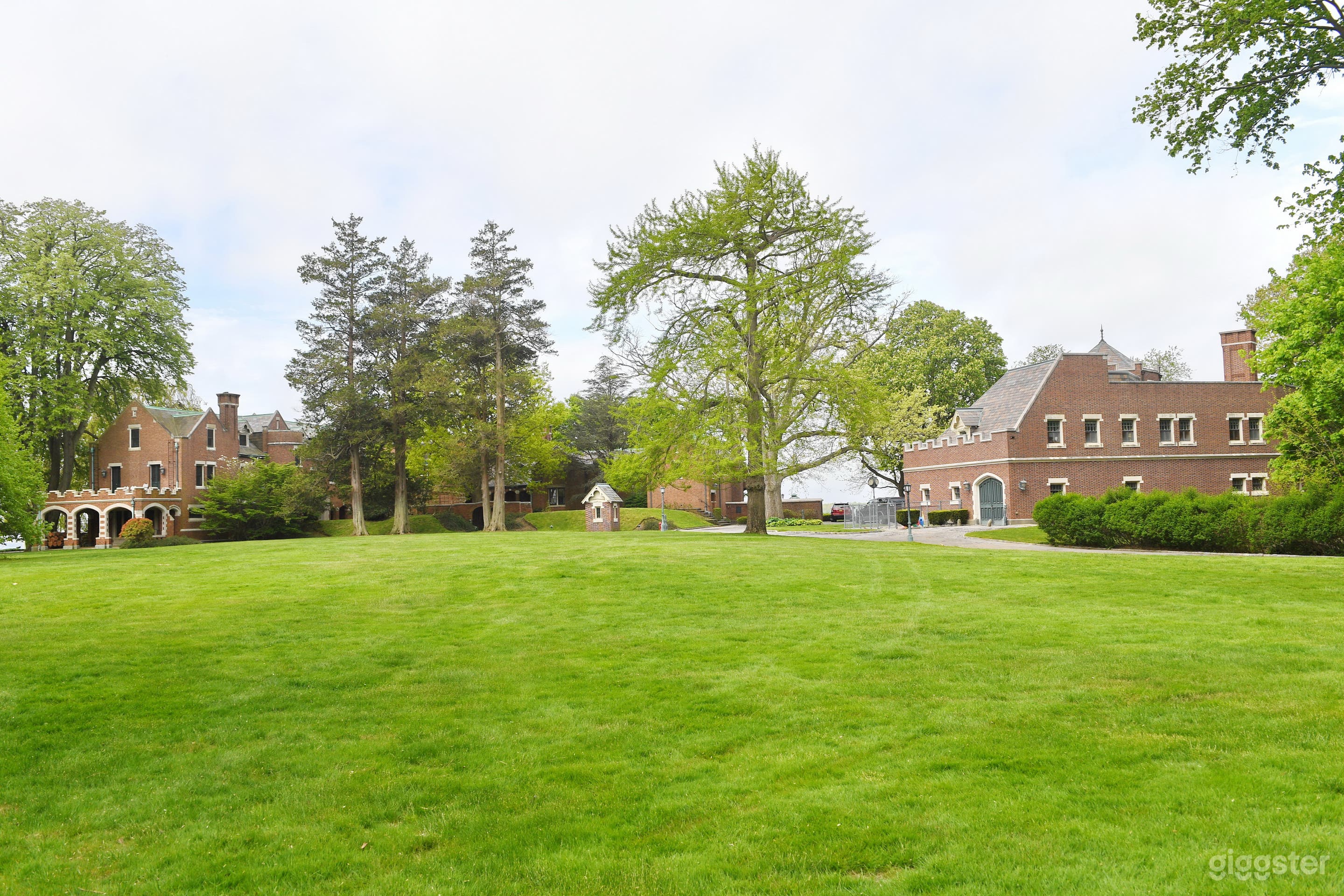 This shows the entire mansion and the unattached garage.