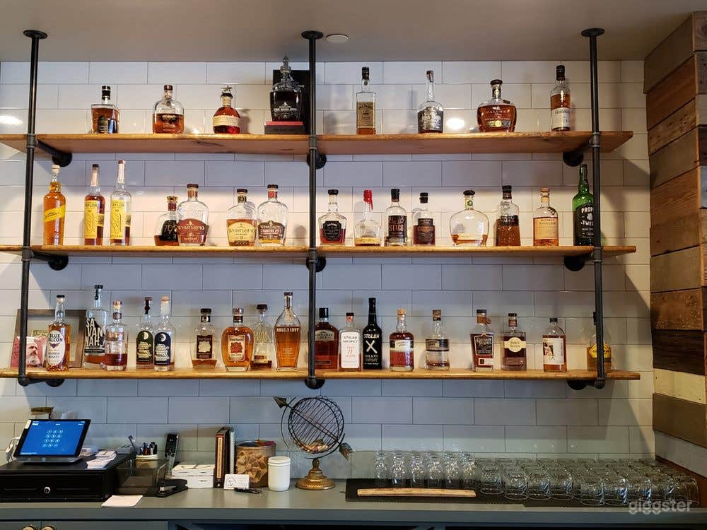 Modern Bar &amp; Winery in Acworth Photo 2