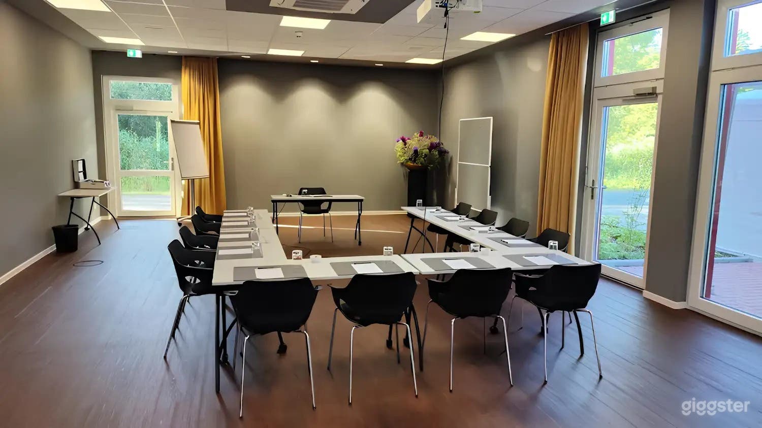 Moderne vielseitige Konferenzsuite Foto 4