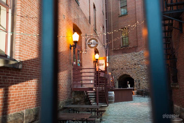  Penn Brewery Biergarten et One Lagering Cave 