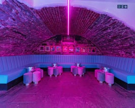  Underground Bar Venue 