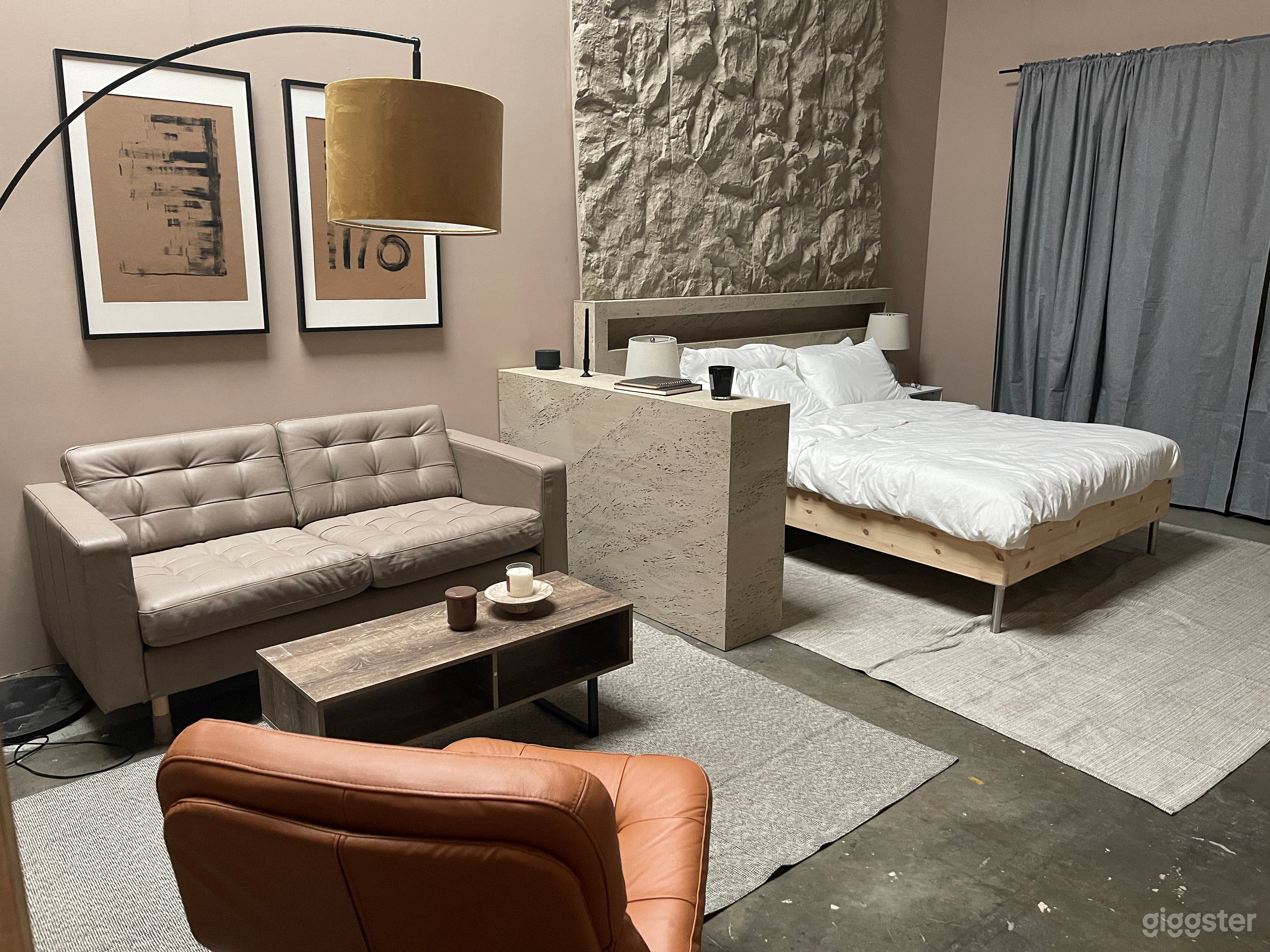 Designer Hotel Suite/ Creative High-end studio Set Photo 1