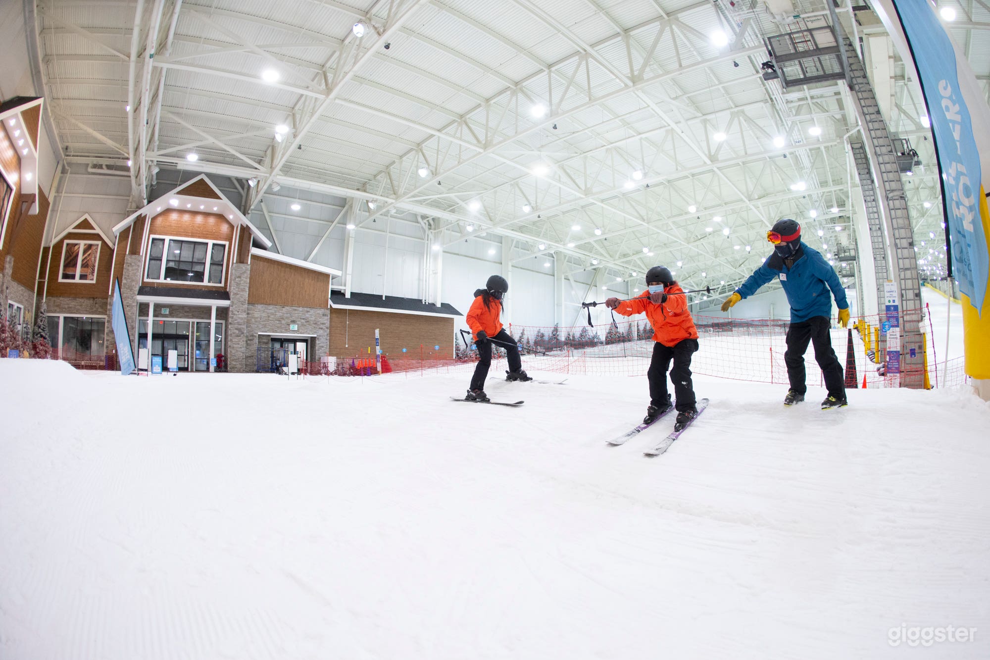 Unique Indoor Real-Snow Dome Photo 1