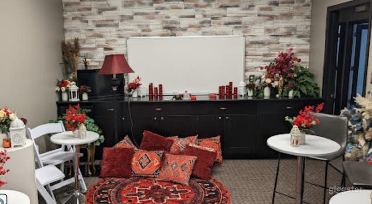  Host a meditation class or book your next client in our cozy middle room. 