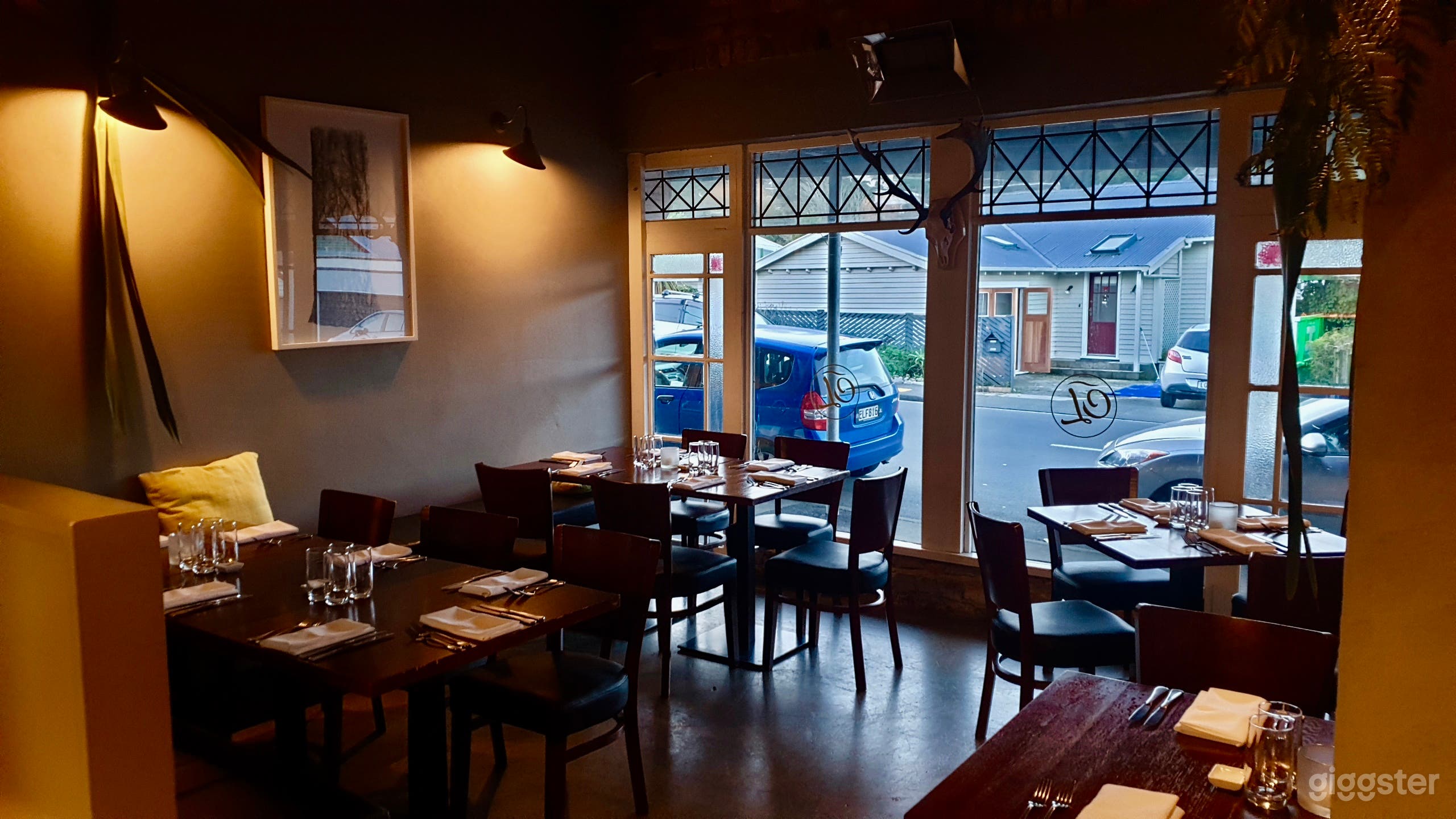 European and Kiwi Inspired Bar &amp; Restaurant  Photo 2