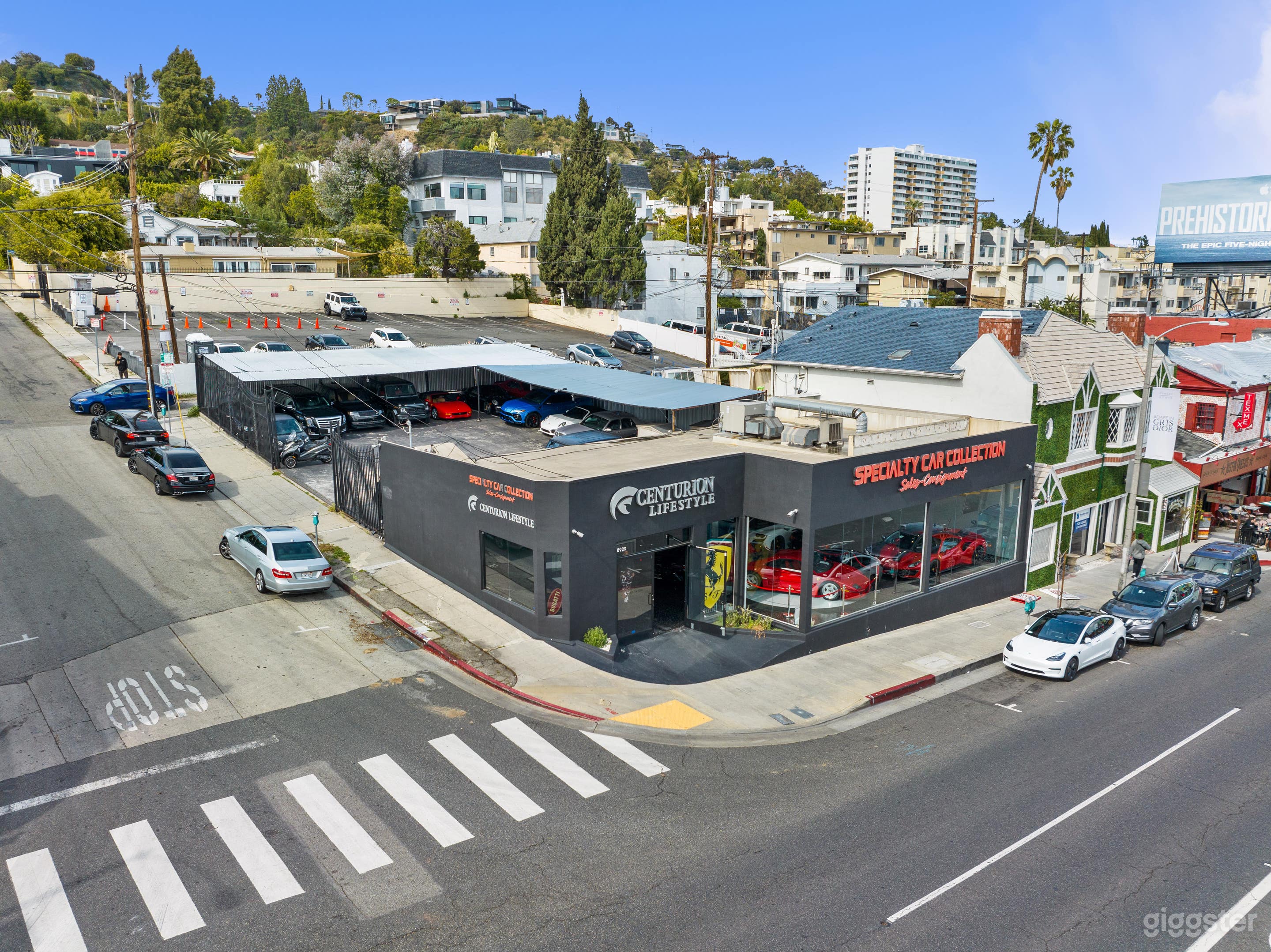 THE SUPERCAR SHOWROOM: A HIGH-OCTANE FILMING HAVEN Photo 4