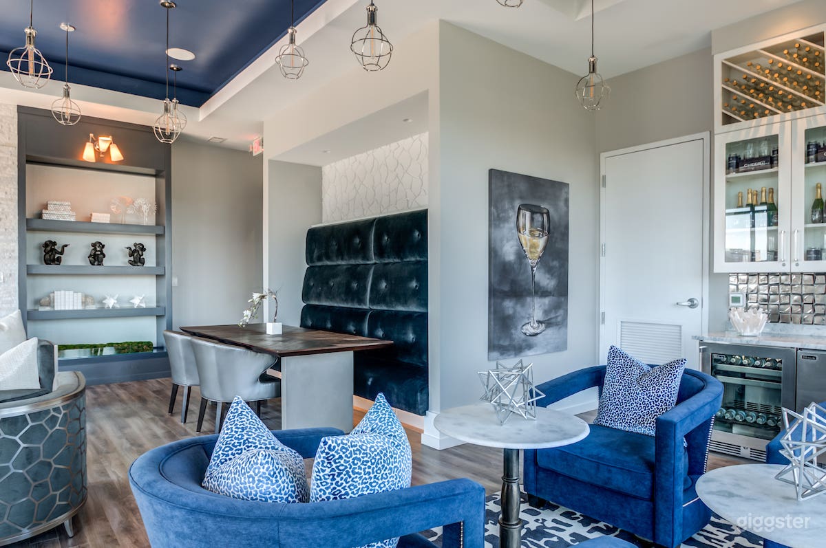 Refined Sky Lounge &amp; Deck in King of Prussia Photo 2