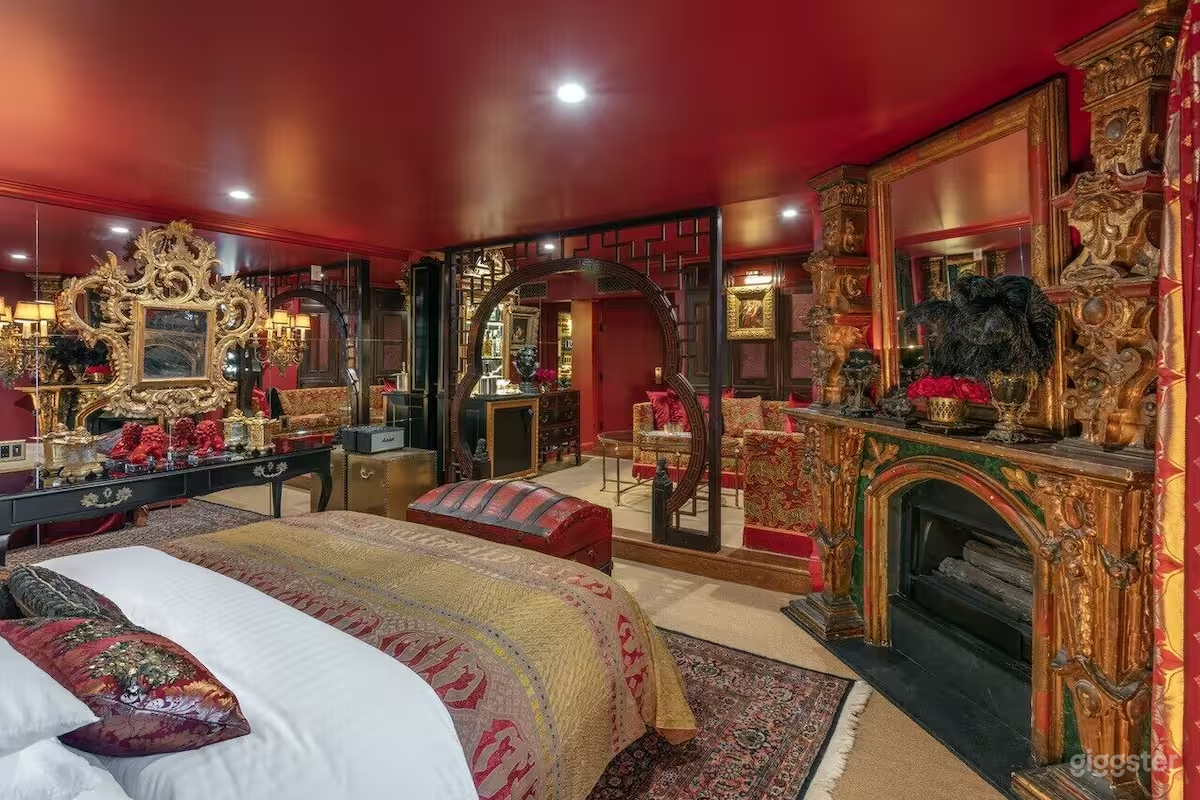 Grand Belle Rouge Suite Photo 3