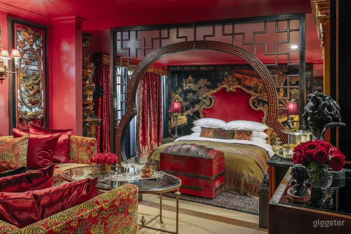 Grand Belle Rouge Suite Photo 1