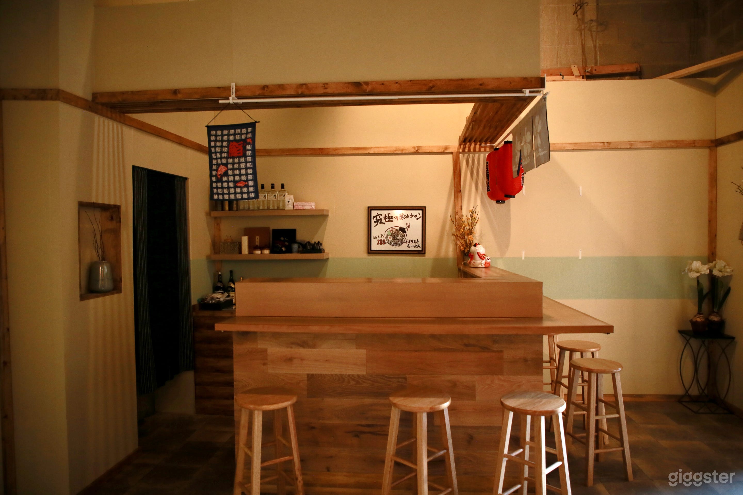 Japanese Restaurant Sushi and Ramen Bar Cafe Set Photo 3