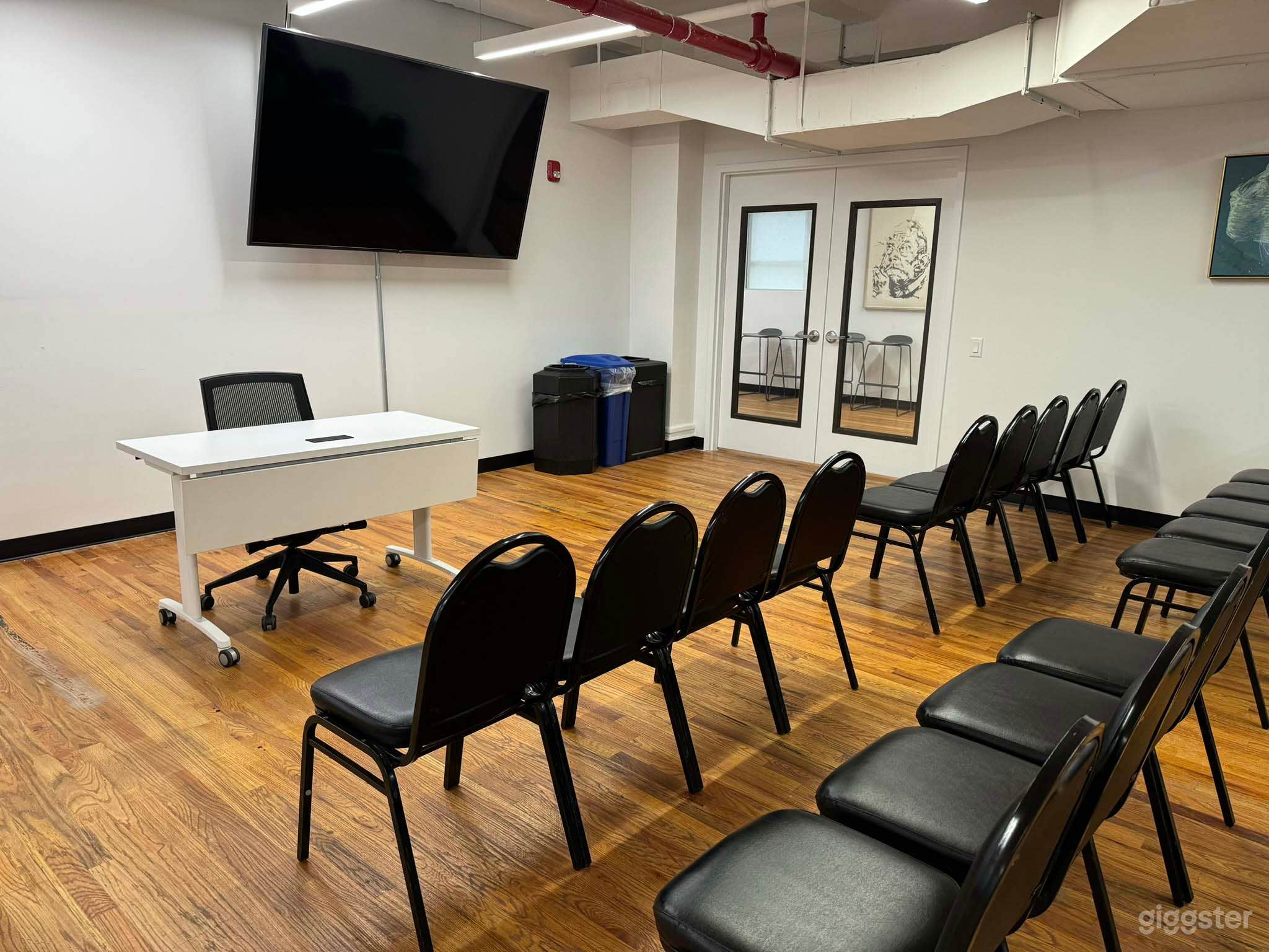 Meeting Room 1 Photo 3