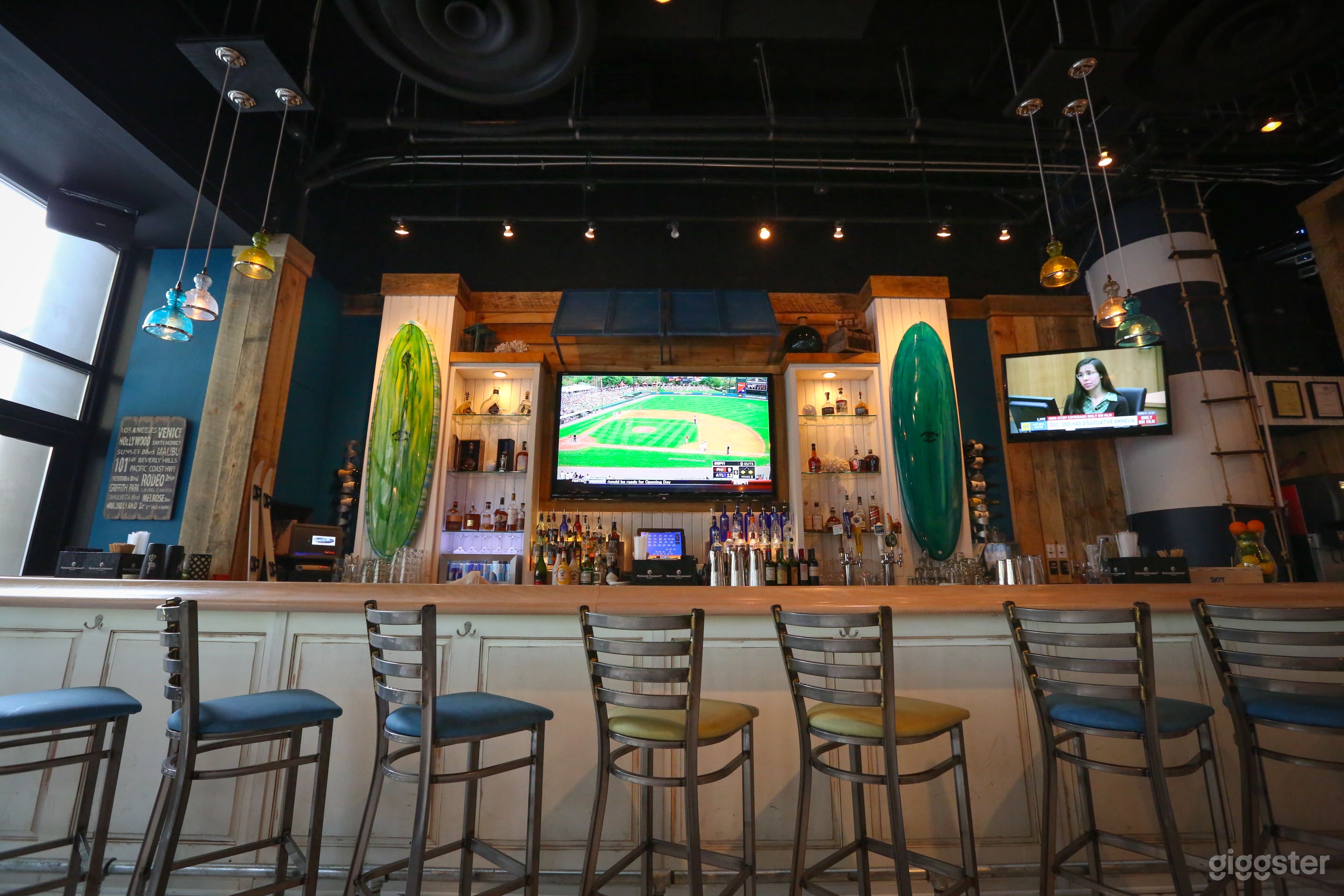 Burgers &amp; Friends Photo 1