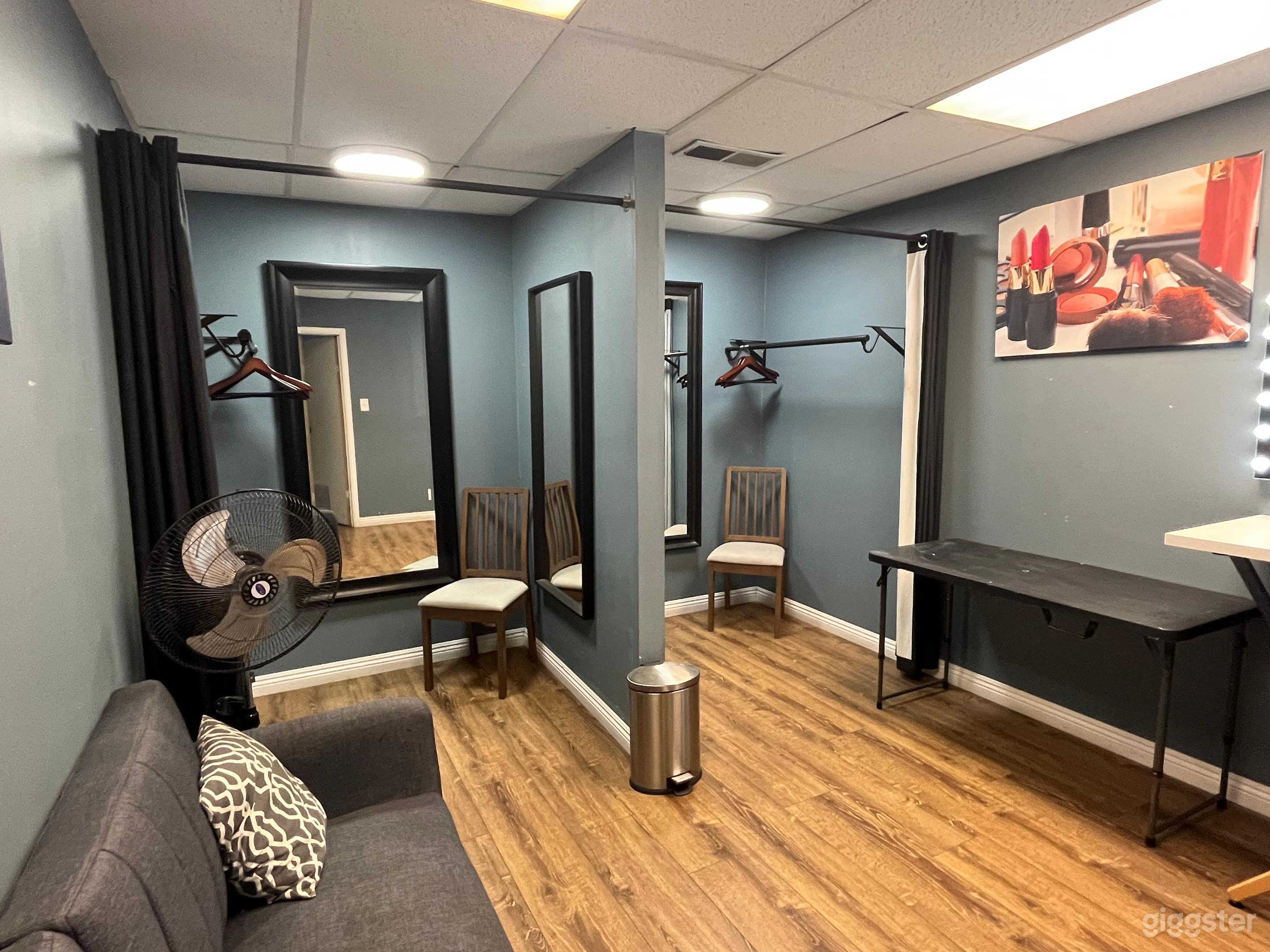 82' 3-wall Pre-lit Green Screen Cyc Studio Photo 4