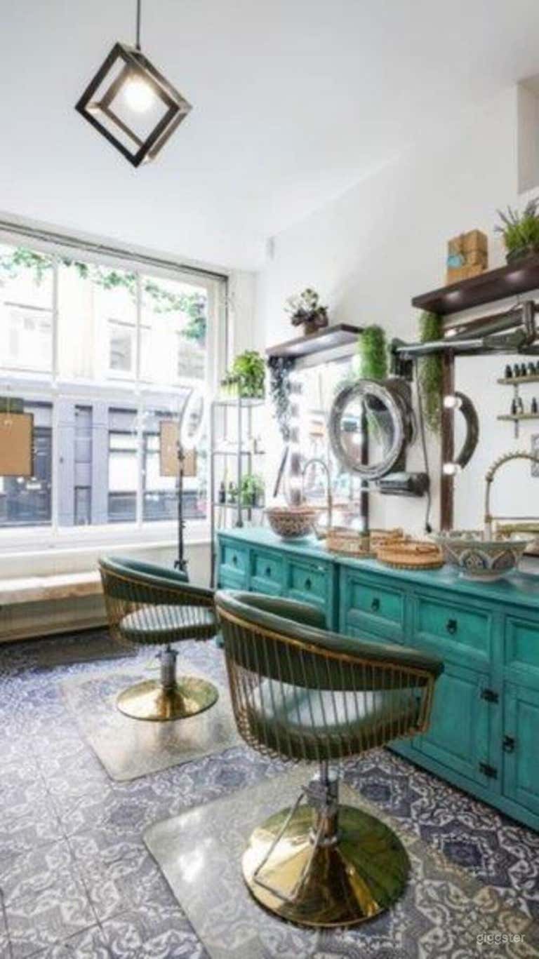  Luka Day Spa and Salon 