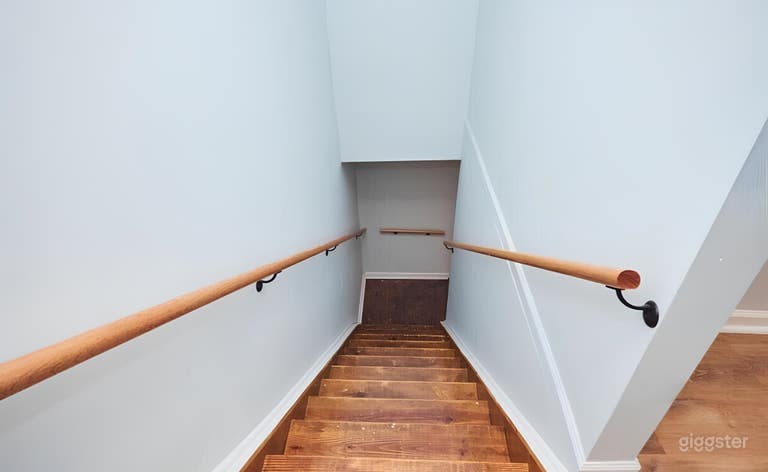  Small Office - Best for Entrepreneur 