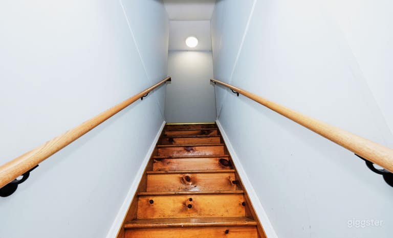  Small Office - Best for Entrepreneur 