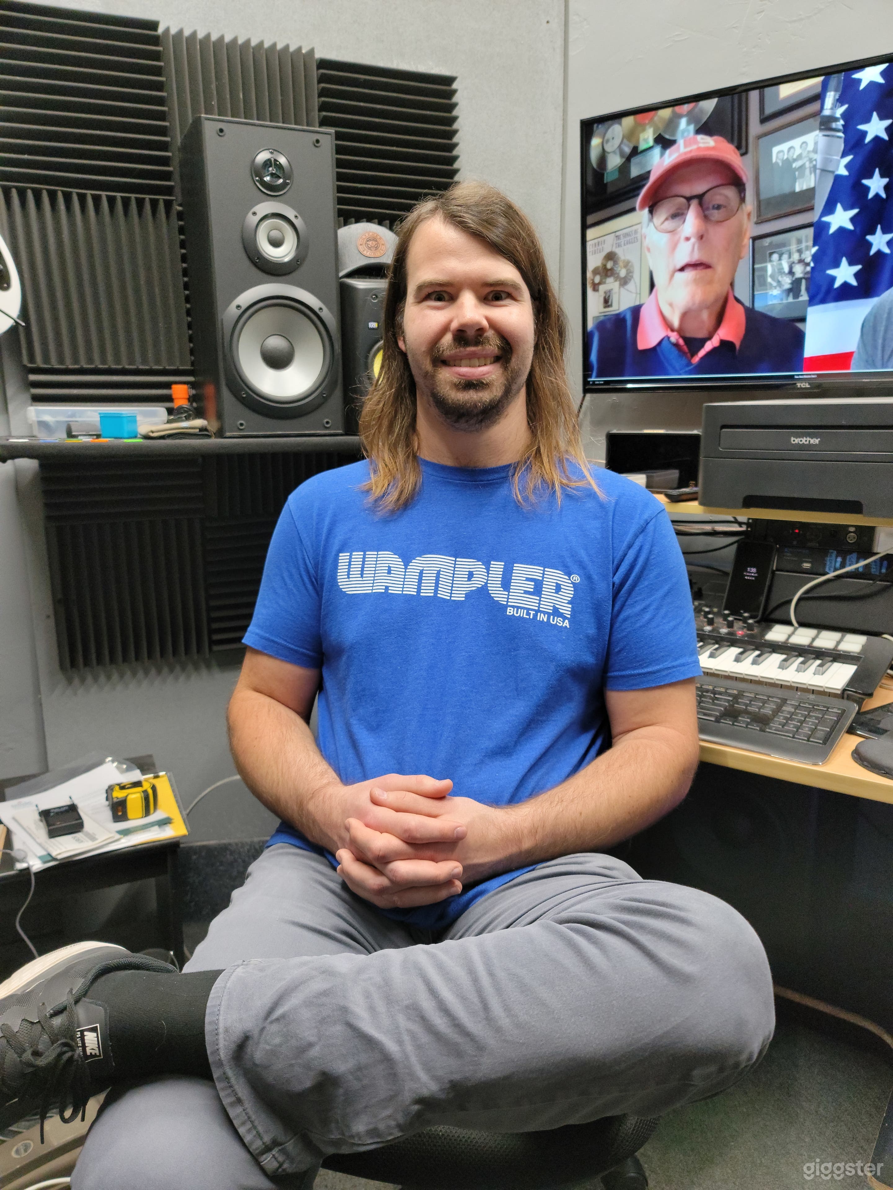 Advanced Podcast Studio Photo 4