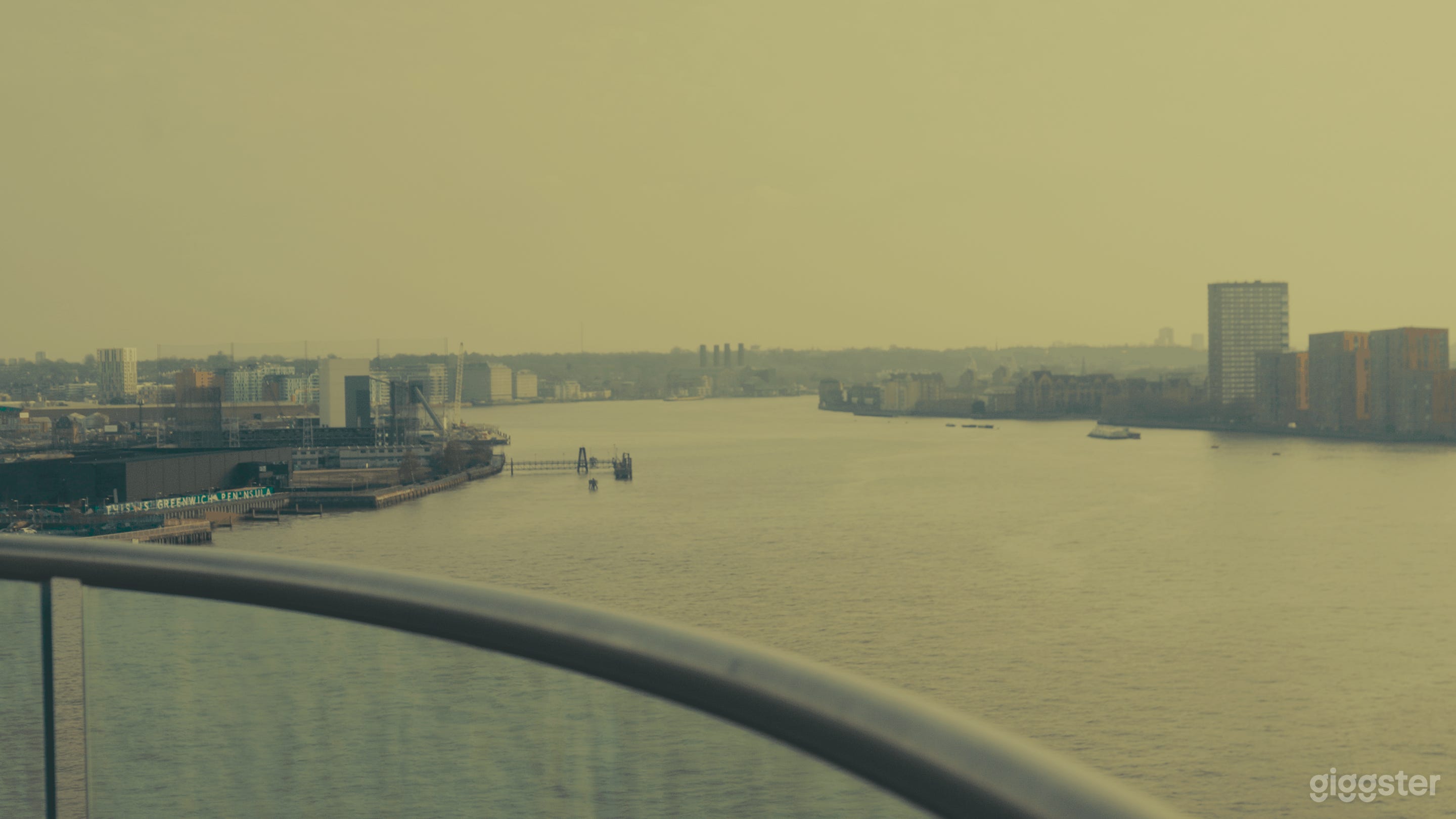 O2 Deluxe Apartment Photo 4