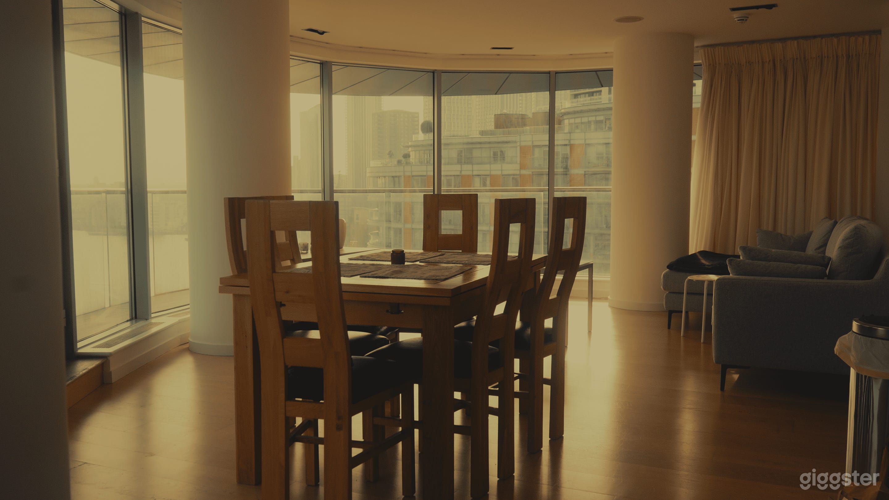 O2 Deluxe Apartment Photo 1