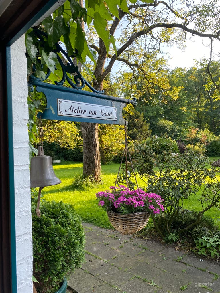  Reetgedecktes Försterhaus mit großzügigem Garten 