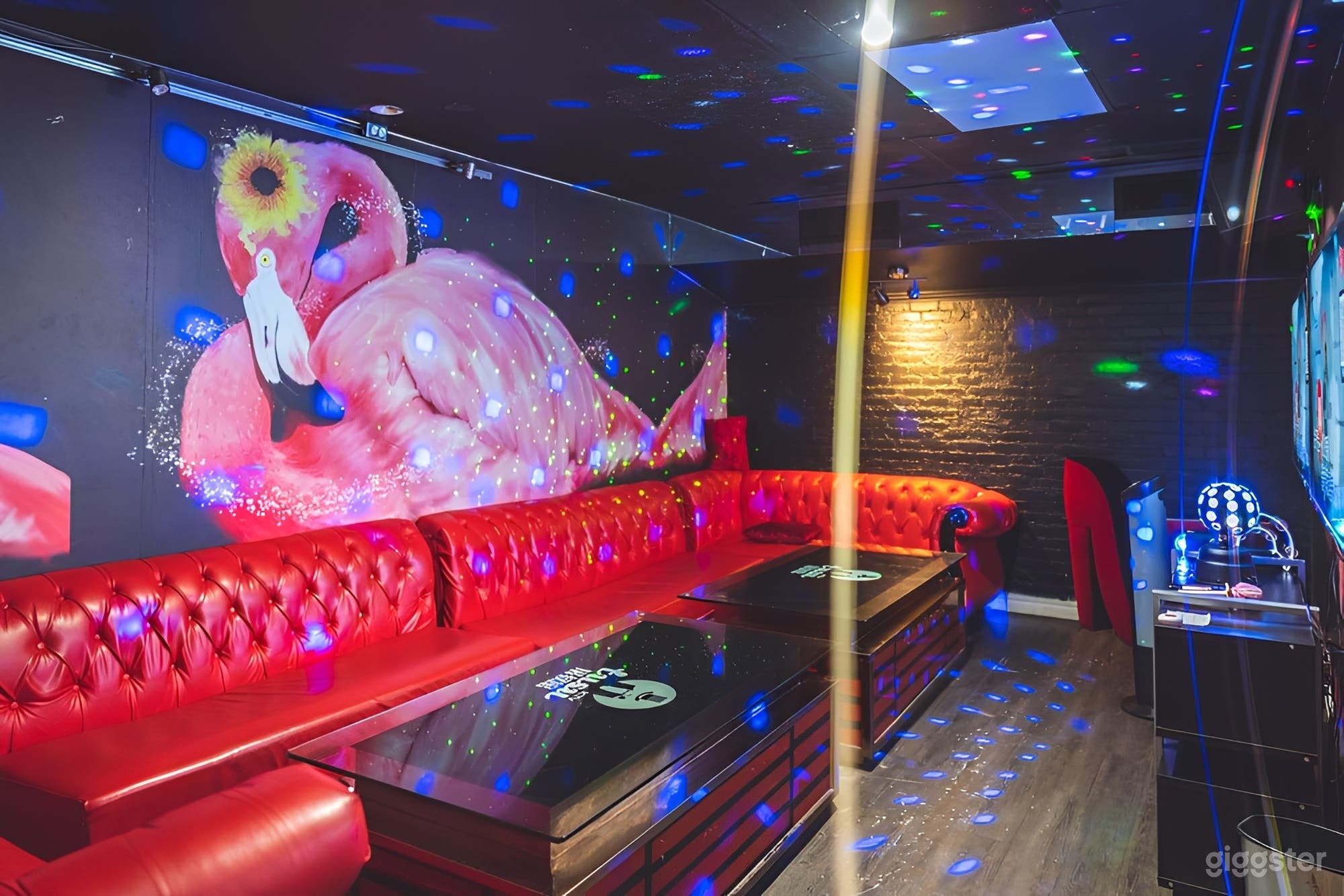 Private Karaoke Room for 7 Guests Photo 2