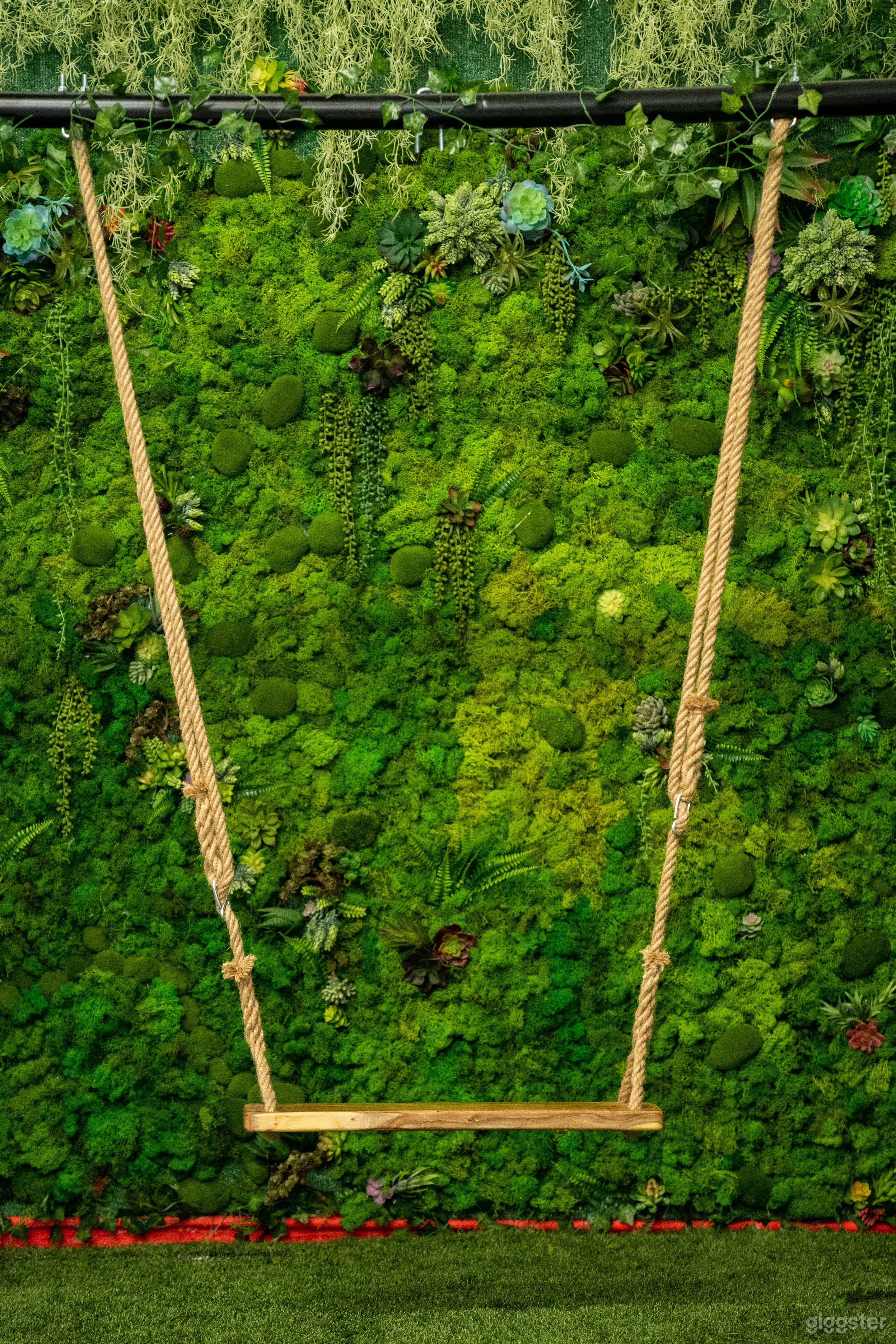 Large Photography &amp; Filming Studio in the heart of South Bay Photo 1