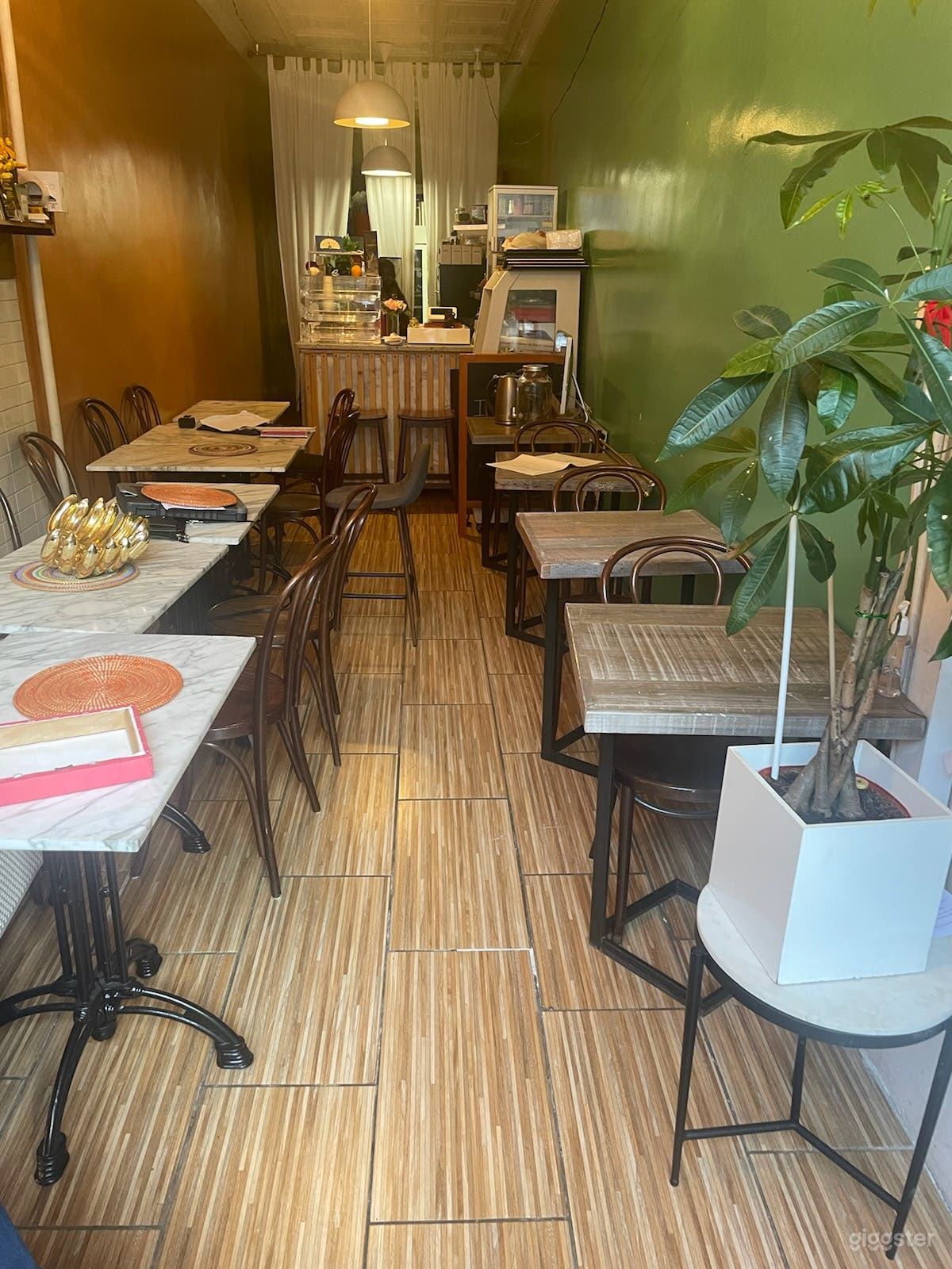 Cozy Cafe Shop Photo 1